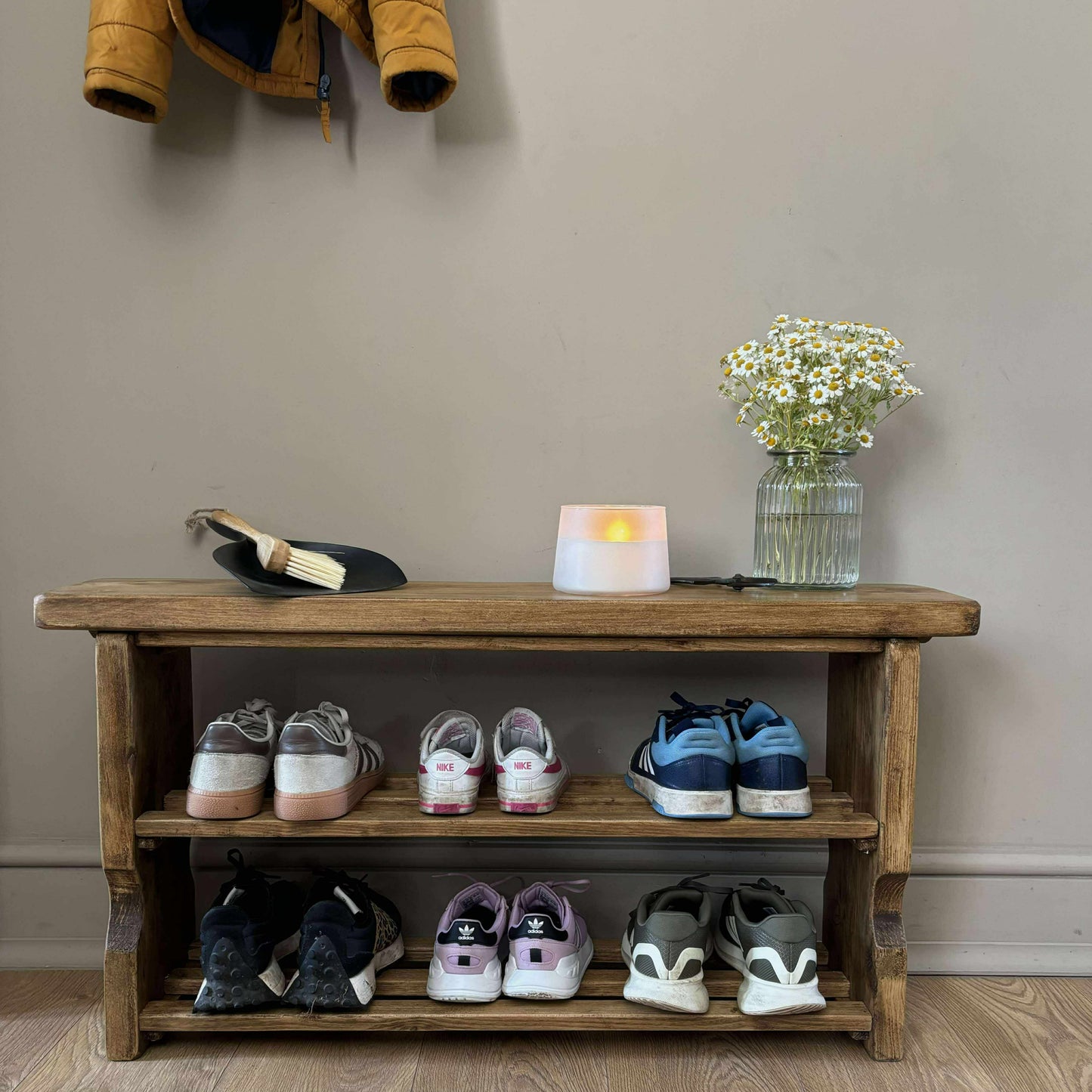 Shoe Rack Bench without Heart Carving