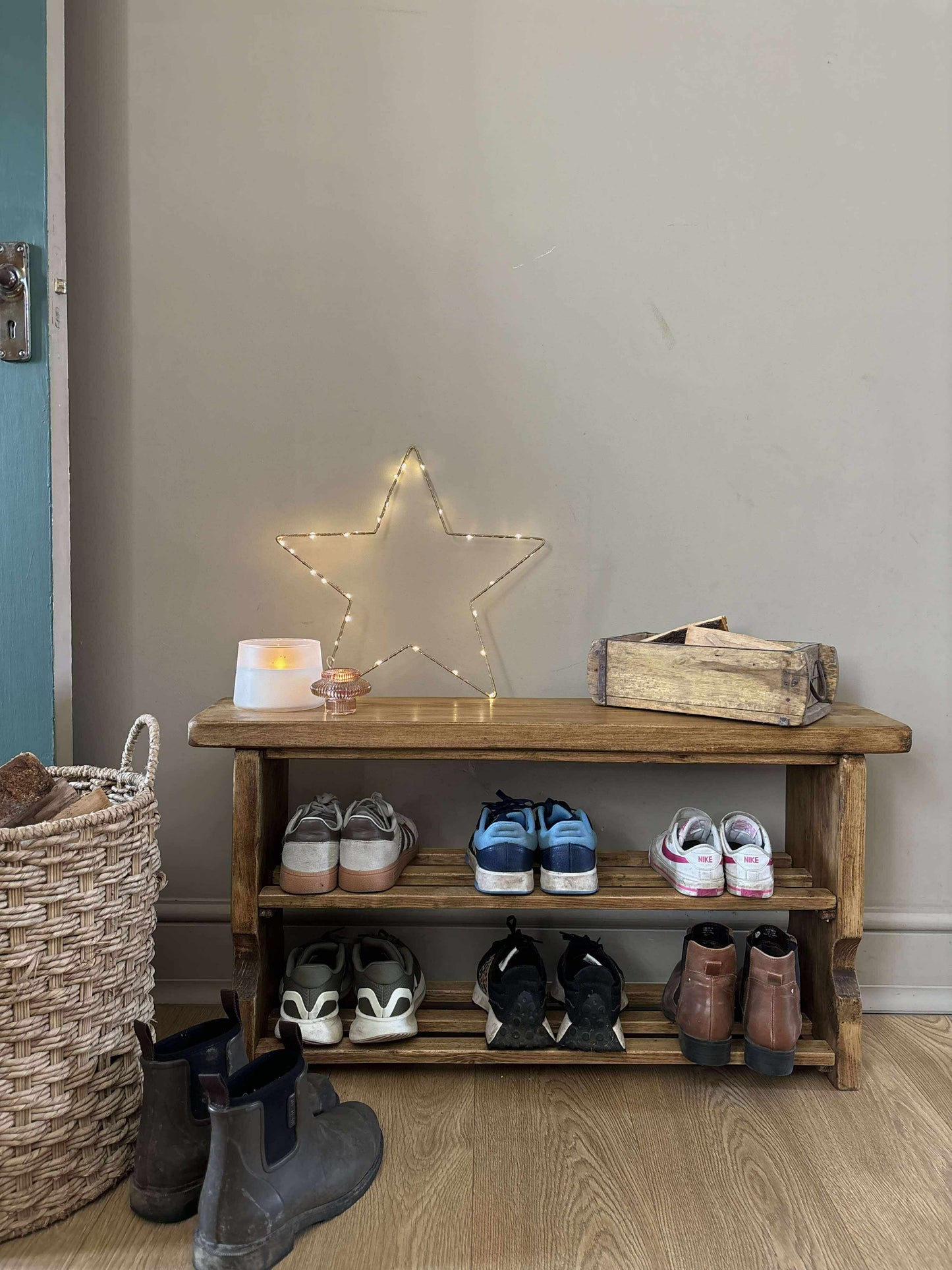 Shoe Rack Bench without Heart Carving