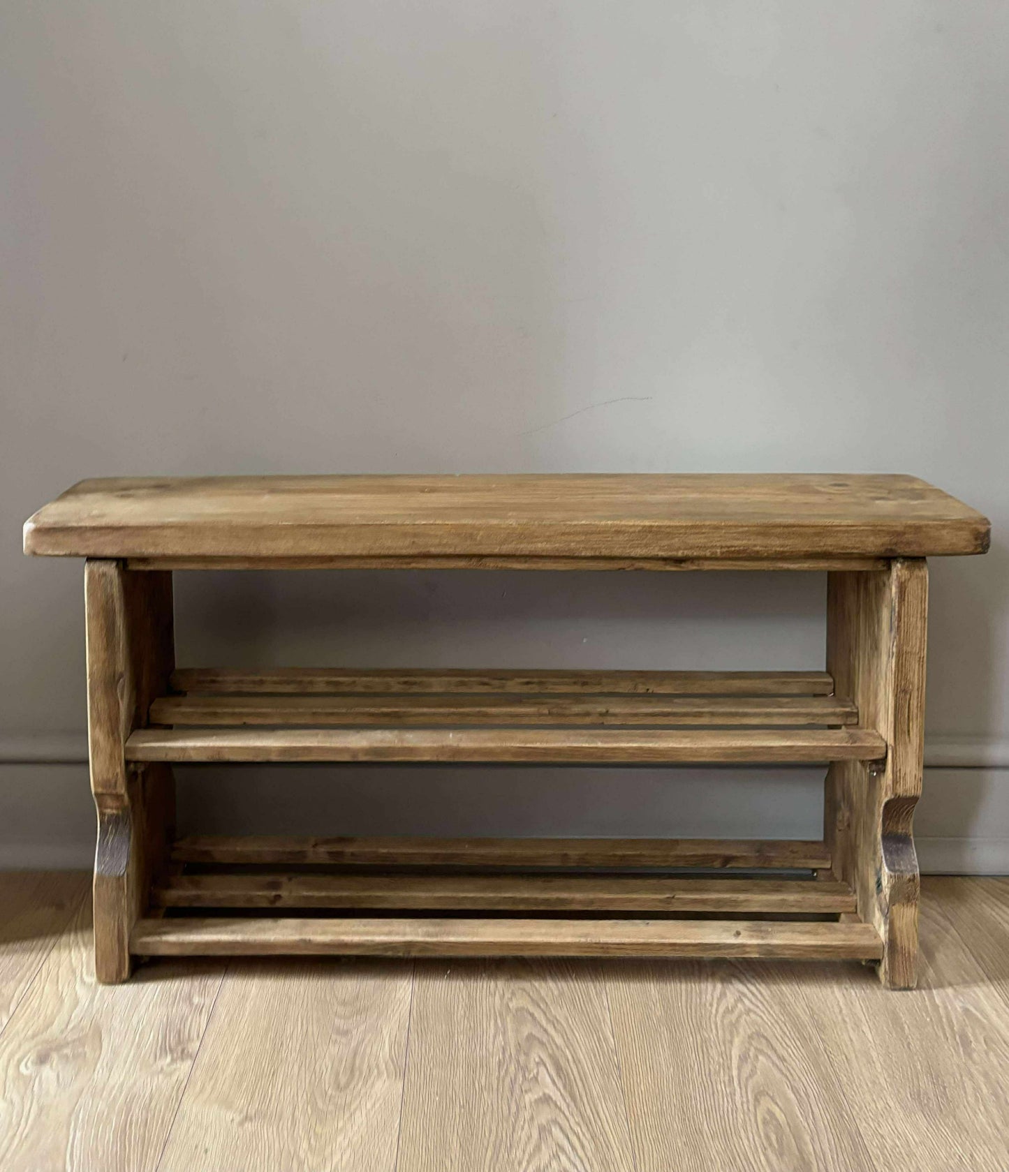 Shoe Rack Bench without Heart Carving