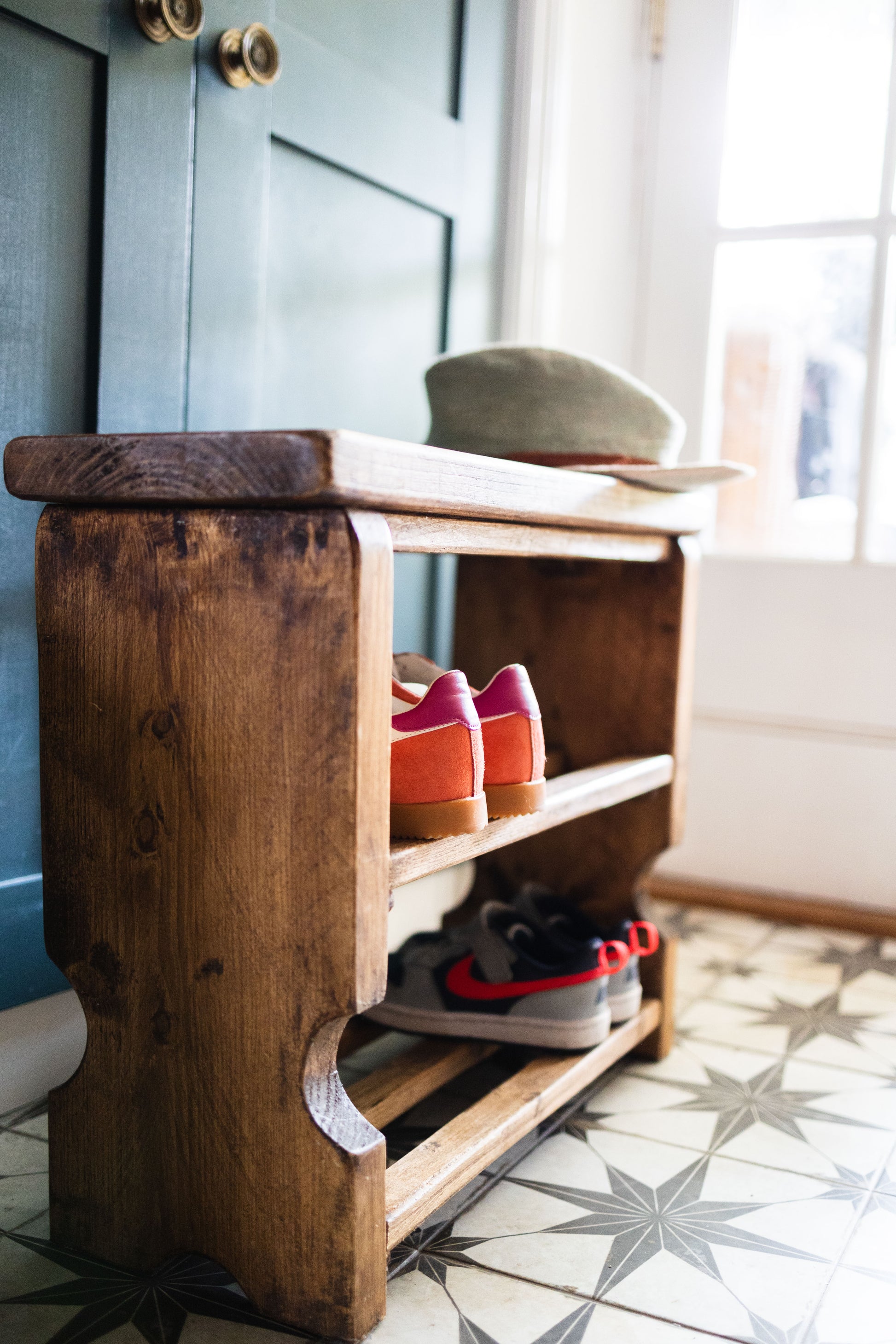 Shoe Rack Bench with Heart Carving - Main Image